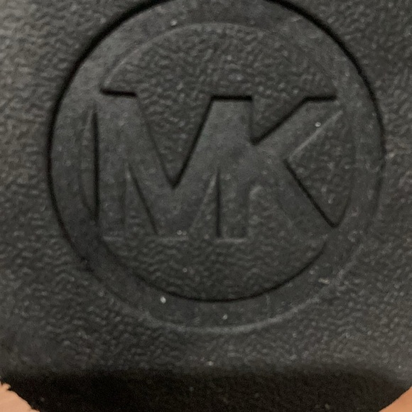 Michael Kors Alfie Faux Fur Platform Slide Black/Silver Size 10M NWT - Picture 8 of 9